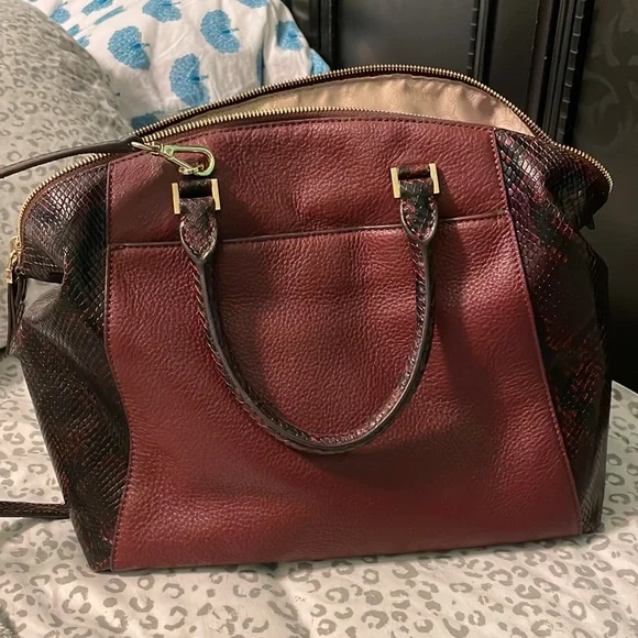 Michael kors burgundy snake print tote - Picture 3 of 4